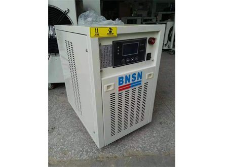 品质如一的的bnsn本森冷水机（小型冷冻机）逐渐成为市场的潮流